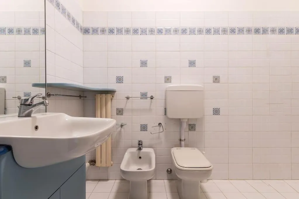 Bilocale Magnasco Mico Fiera Apartment Milan Italy